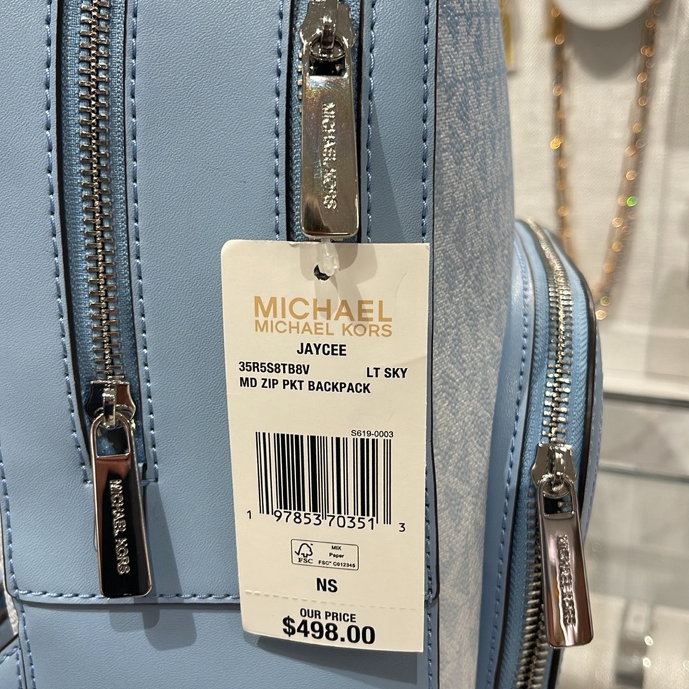 MICHAEL KORS Jaycee Medium Ombré Signature Logo Backpack
Light Sky
NWT - Picture 12 of 16